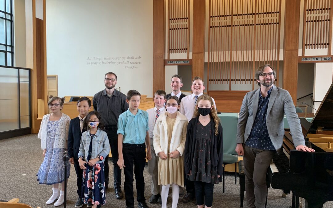 recital with kids and teachers